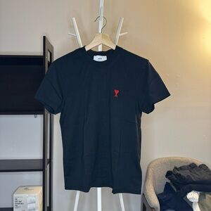 AMI Paris mens tee sze XS